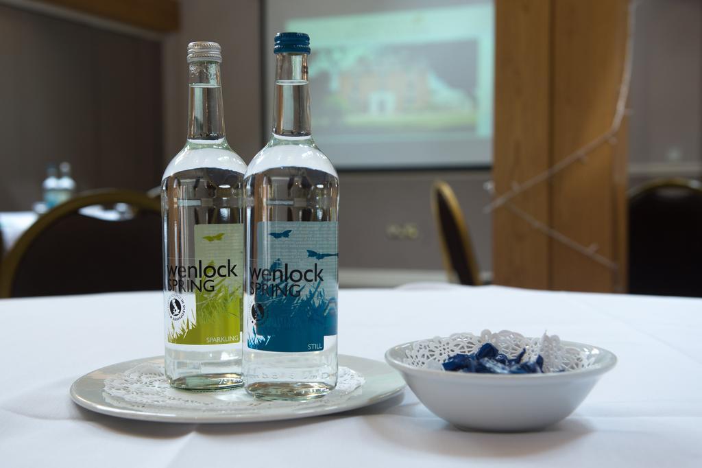 哈德利公园之家酒店 特尔福德 外观 照片